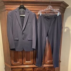 Calvin Klein Men’s Navy Suit